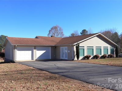 3041 Heffner Pl, Hudson, NC, 28638