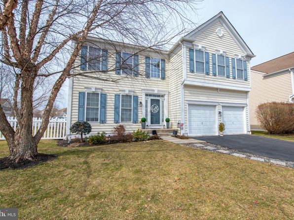 358 E Armstrong Dr,, Dublin, PA