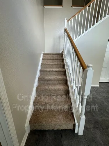 420 Empress Ln Photo 1