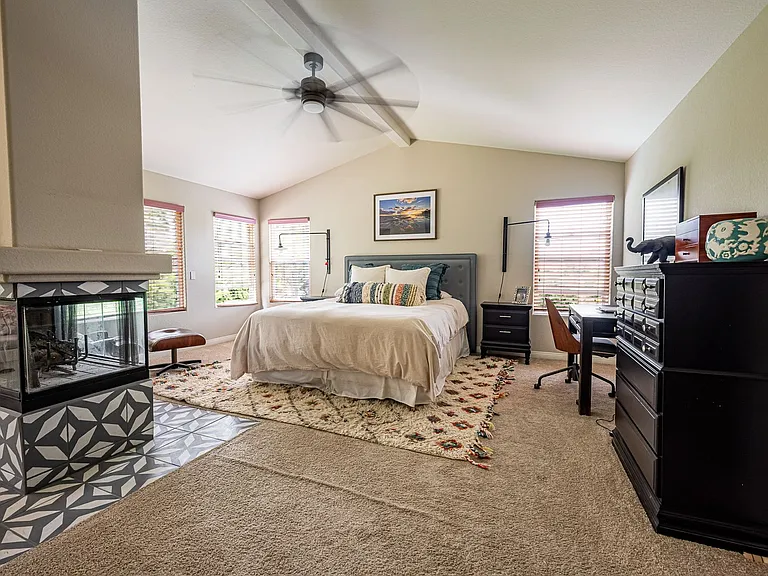 341 Calle De Adele — Photo 46