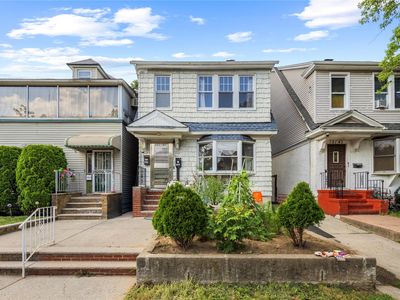 12141 6th Avenue, College Point, NY, 11356