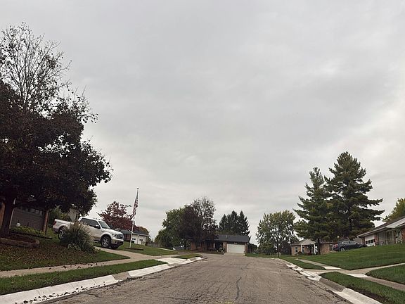5th image of 2918 Brewster Ct