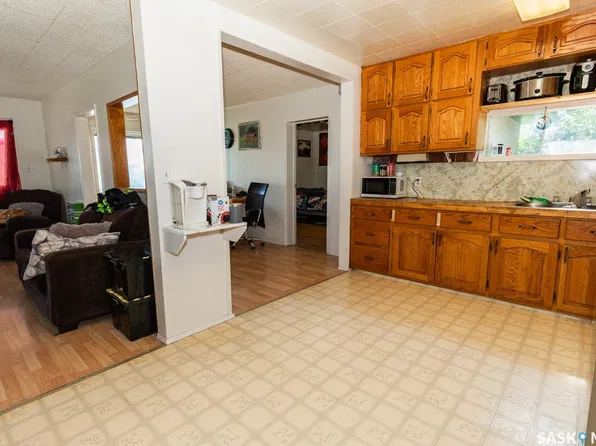 315 Atlantic Avenue, Kerrobert, SK S0L 1R0