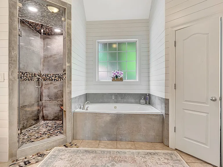 374 Persimmon Dr — Photo 30