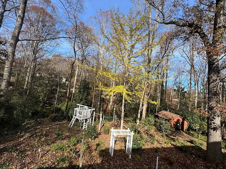 107 Brookwood Dr — Photo 20