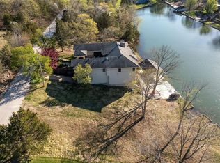 10069 Waterford Dr, Hillsboro, MO 63050