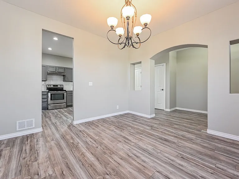 4376 Foxberry Dr — Photo 9