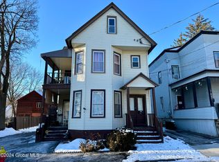 44 Bayard St, Amsterdam, NY 12010
