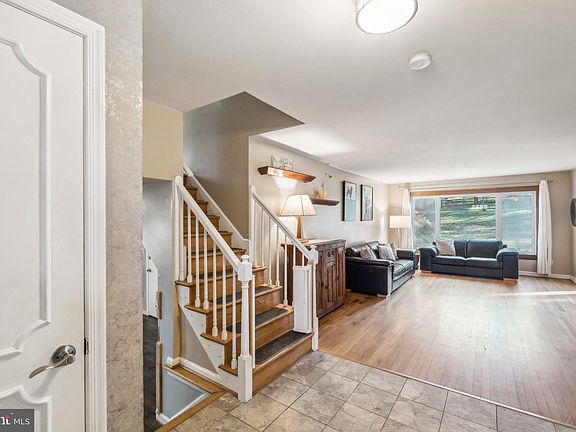 2nd image of 4212 Flower Valley Dr