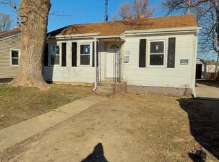 2113 E Monroe St, Springfield, IL 62703