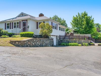 66 Overlook Rd, Marblehead, MA, 01945