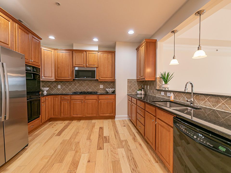 1st image of 10510 Rosegate Ct Unit 301