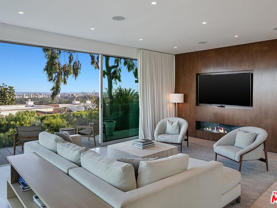 9894 Beverly Grove Dr, Beverly Hills, CA 90210 | MLS #23-279619 | Zillow