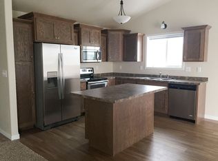 6230 59th Ave S, Fargo, ND 58104