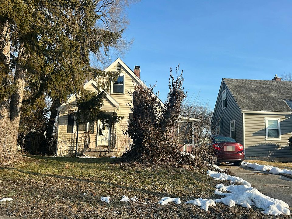 1st image of 806 E Brighton Rd