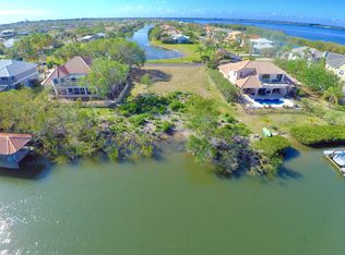 280 N Lanternback Island Dr, Satellite Beach, FL 32937