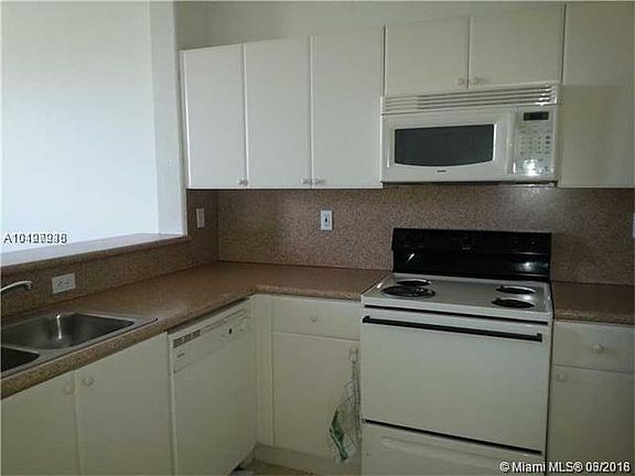 2nd image of 2637 SE 16th Ter #538