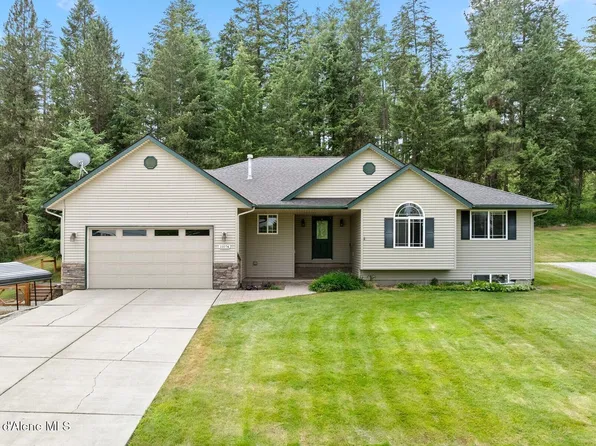 11074 W Riverview Dr, Post Falls, ID 83854