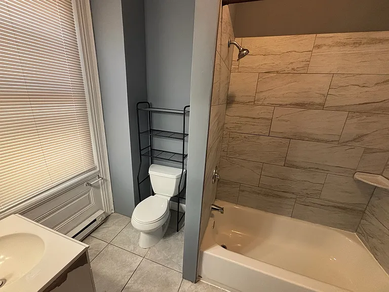 1011 Swede St #1 — Photo 4
