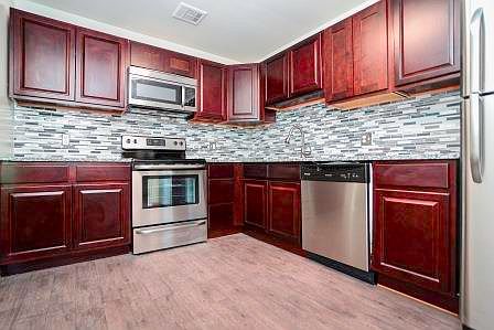 1st image of 2803 Stanbridge St APT B516