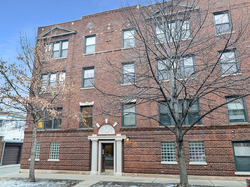 1st image of 2608 W Ainslie St #1W