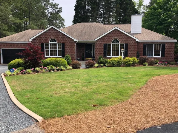 8 Canter Place, Pinehurst, NC 28374