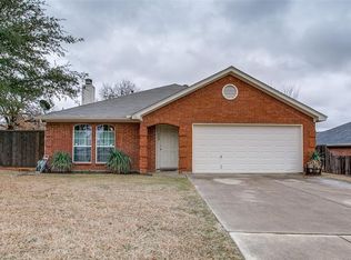 508 Summer Tree Ln, Springtown, TX 76082