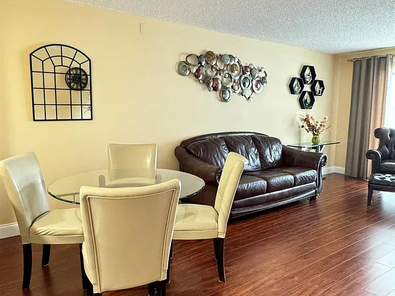 9355 SW 8th St #417 — Photo 14