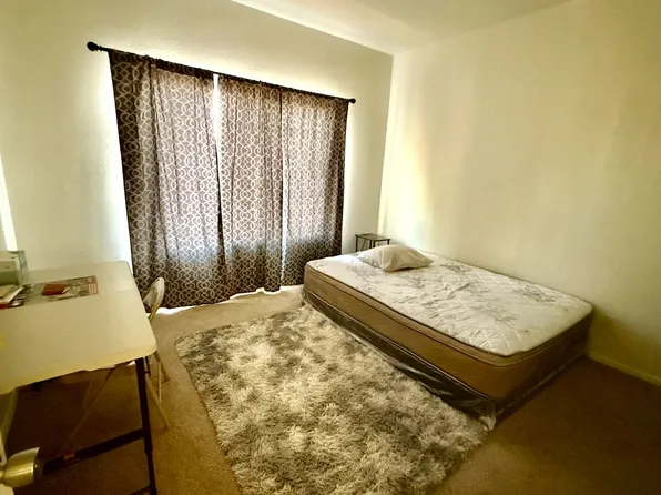 4194 E Westchester Dr, Chandler, AZ 85249