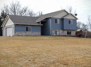 535 10th St NW, Clearwater, MN 55320