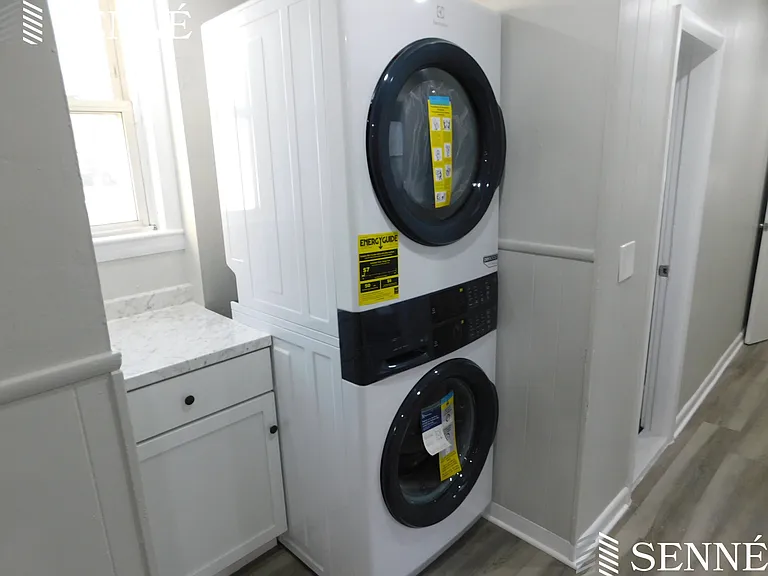 165 Elm St #1 — Photo 2