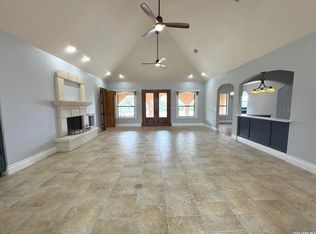 443 BRIDLEGATE BLVD, Bandera, TX 78003