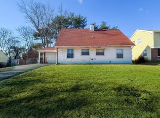 7 Marigold Ln, Willingboro, NJ 08046