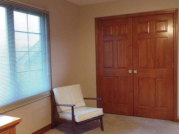 5th image of 805 Iroquois Blvd