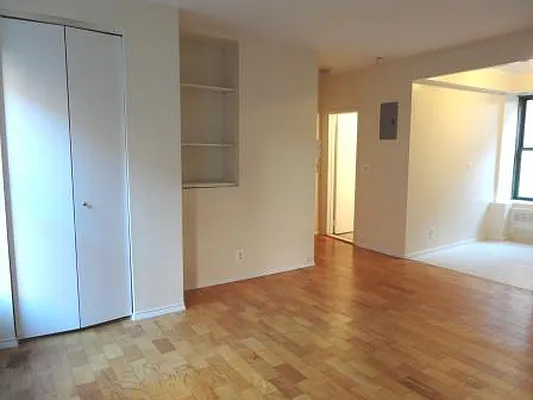 Rented by City & Suburban | media 36