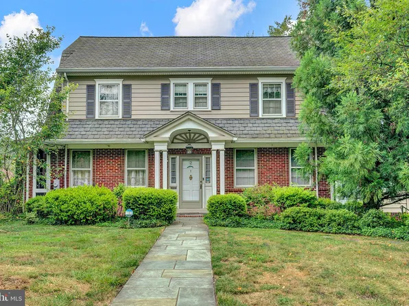 2 Buckingham Ave, Trenton, NJ 08618