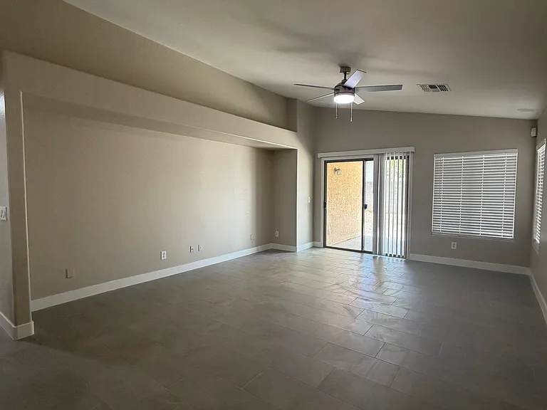 17737 W Hearn Rd — Photo 11