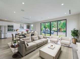 (Undisclosed Address), Fort Lauderdale, FL 33304