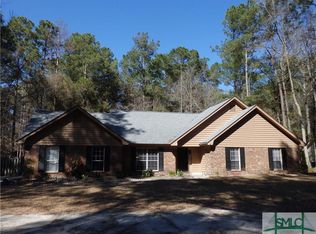 7115 Belfast Keller Rd, Richmond Hill, GA 31324