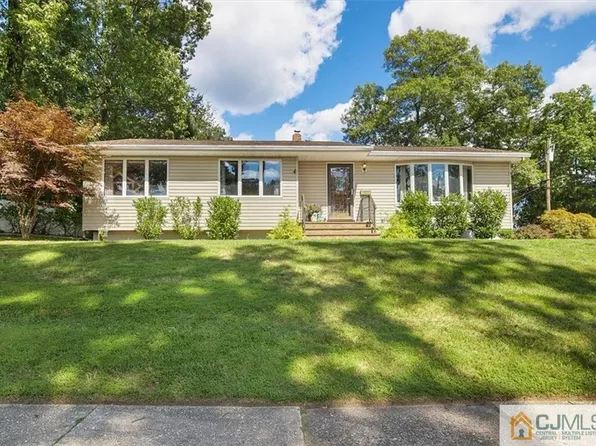 473 Jackson Ave, Washington Township, NJ 07676