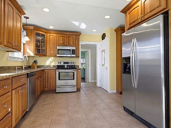 3rd image of 186 Doyle Rd