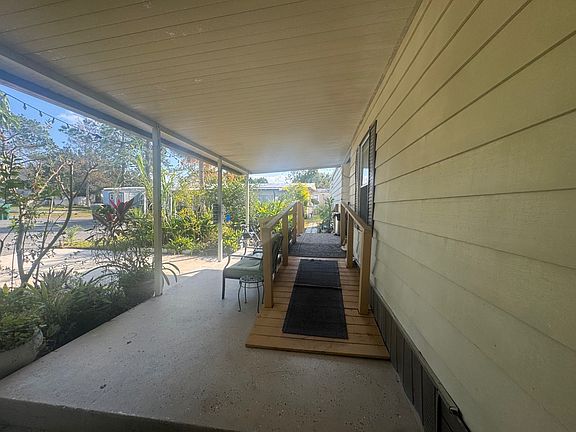 3rd image of 102 Palmyra Ct