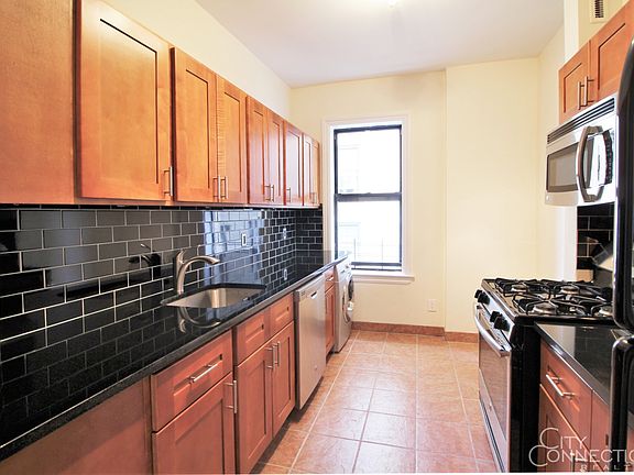 2nd image of 225 W End Ave APT 65