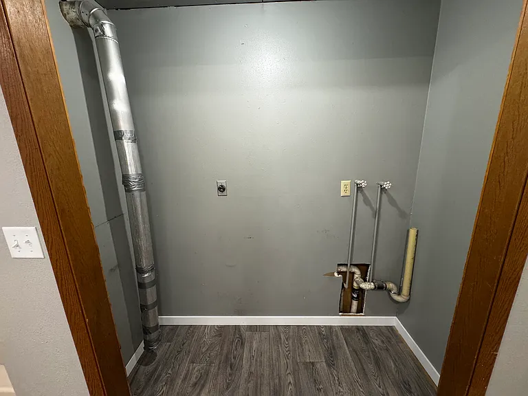 402 Butler Ave #C — Photo 13