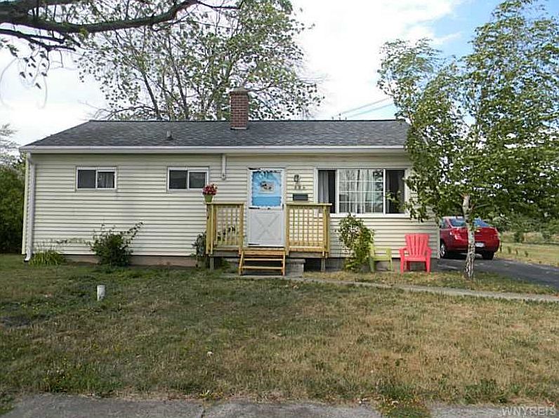 1st image of 325 Canton St