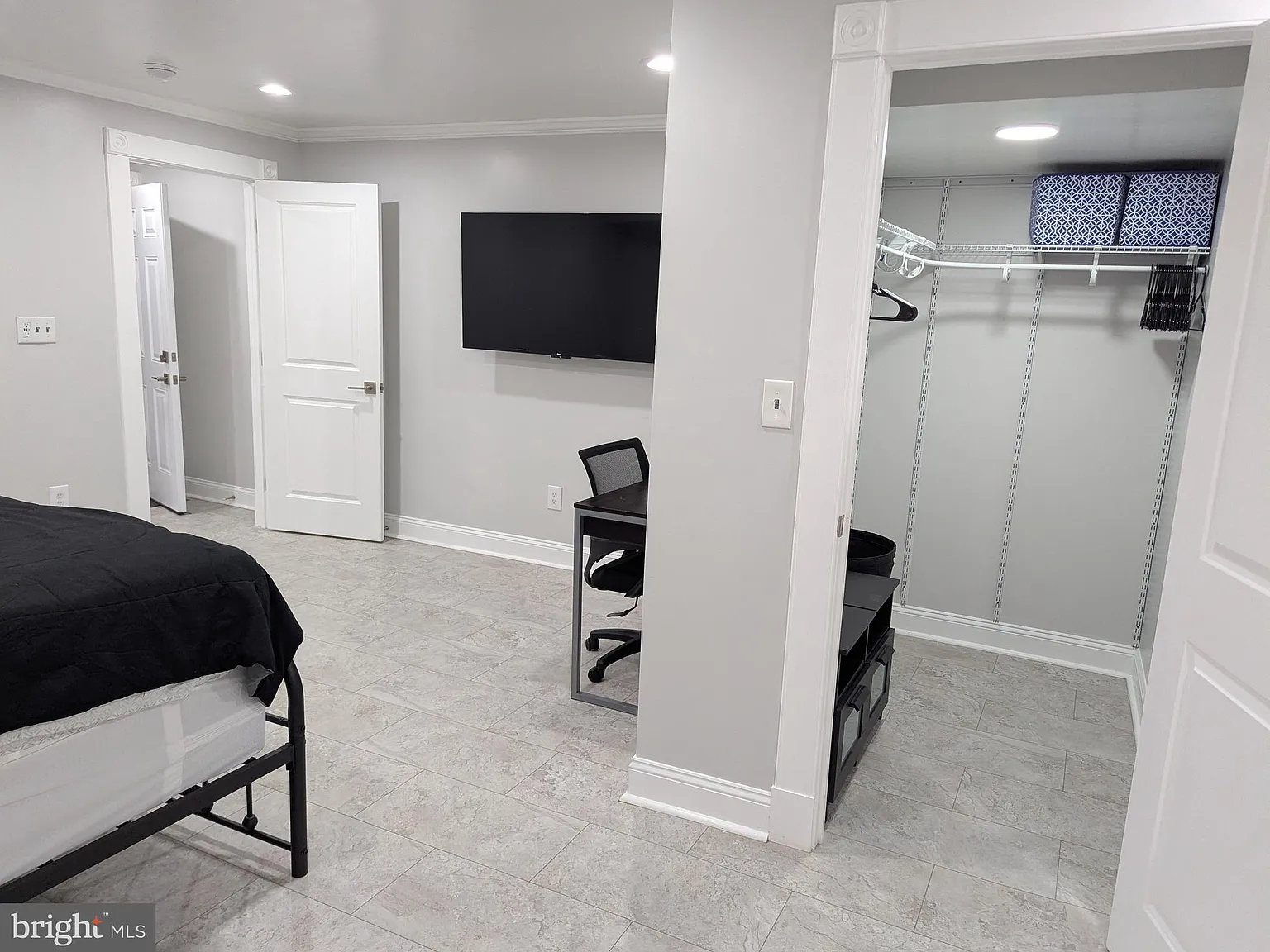 1 bed, 1.0 bath, 4663 sqft, $1,300 — Photo 4