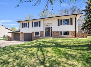 4635 Parklane Dr, Kearney, NE 68847