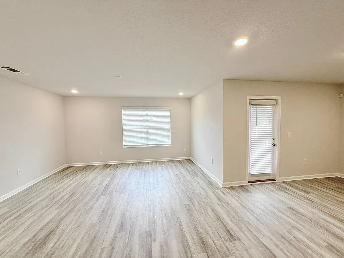 Building Photo - 4384 Winged Elm Ct
