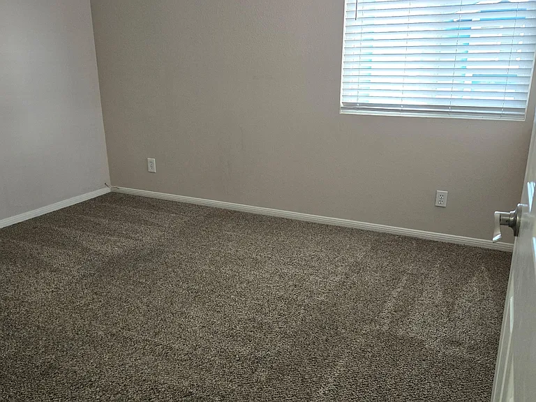 523 Hart Dr #5 — Photo 9