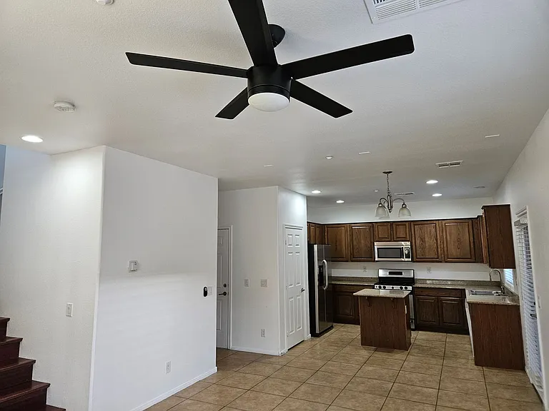 7349 Trailside Park Ct — Photo 15